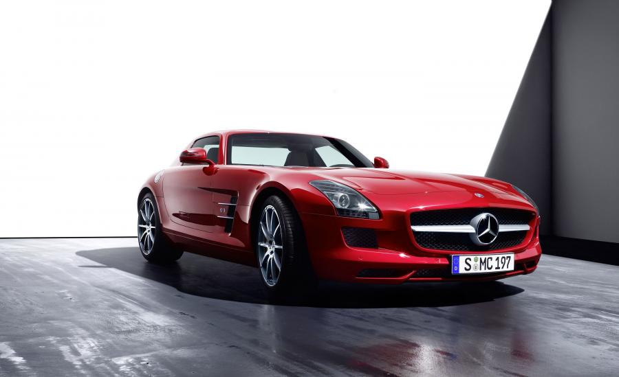  Mercedes-Benz SLS AMG 2010 года  (фото 32 из 526)